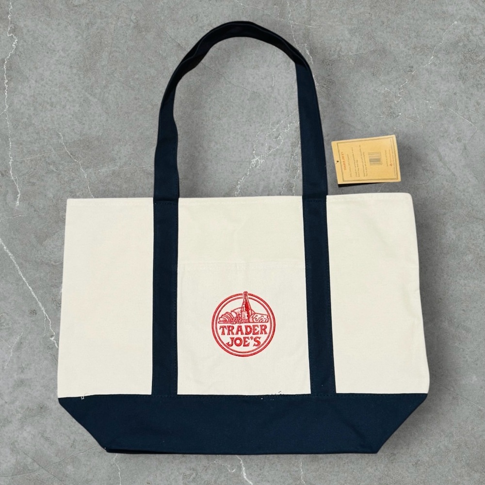 🆕Trader Joe's Iconic Canvas Tote Bag - Picture 2 of 12